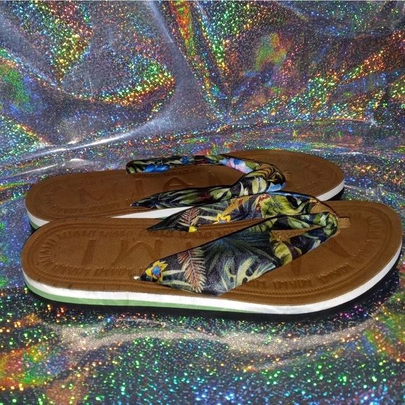 🎉Robin Ruth Miami Tropical Print Flip Flops - Picture 4 of 8